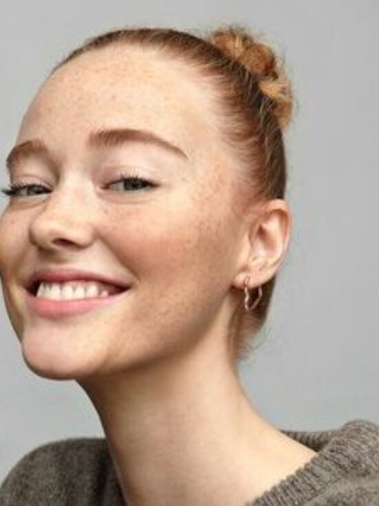 Pandora Asymmetrical Heart Hoop Earrings - Picture 2 of 4